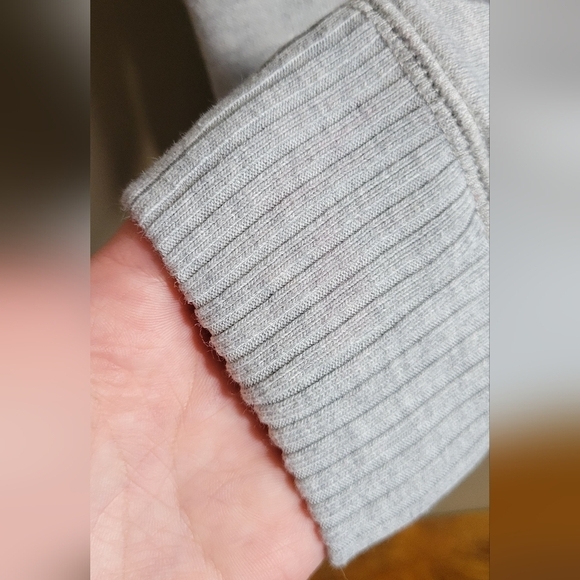 TNA Aritzia v-neck hoodie heathered grey ribbed knit sleeve cuffs & band xxs - Picture 5 of 10